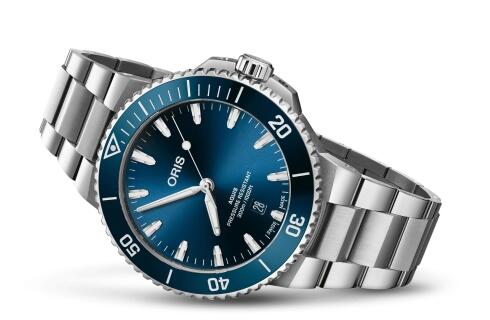 Oris Aquis Date 43.5 Stainless Steel Replica Watch 01 733 7789 4135-07 8 23 04PEB